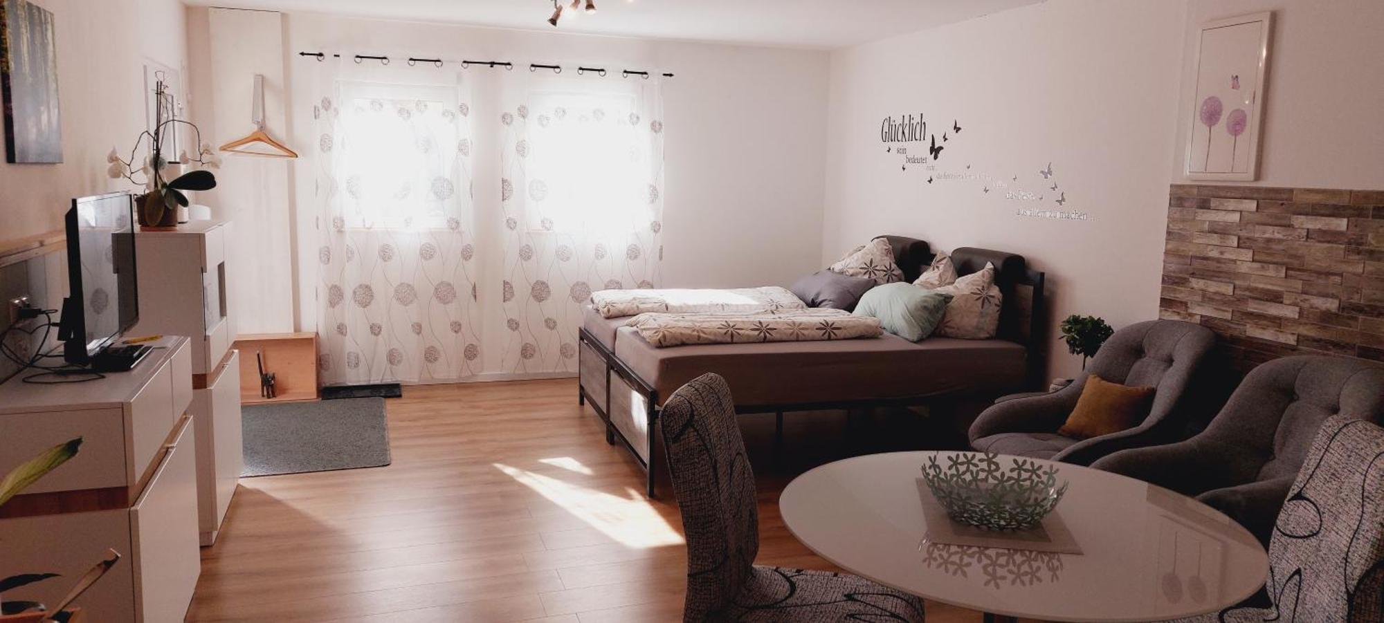 Modernes Souterrain Apartment Black Forest Mit Separatem Eingang Und Kfz-Stellplatz 巴特迪尔海姆 外观 照片