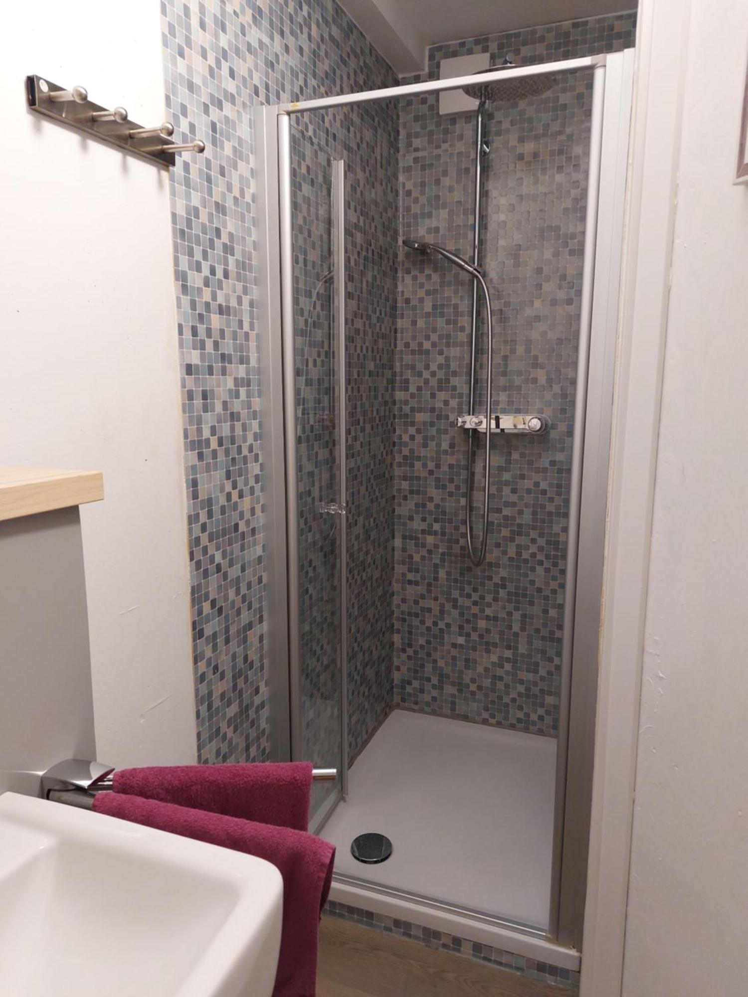 Modernes Souterrain Apartment Black Forest Mit Separatem Eingang Und Kfz-Stellplatz 巴特迪尔海姆 外观 照片