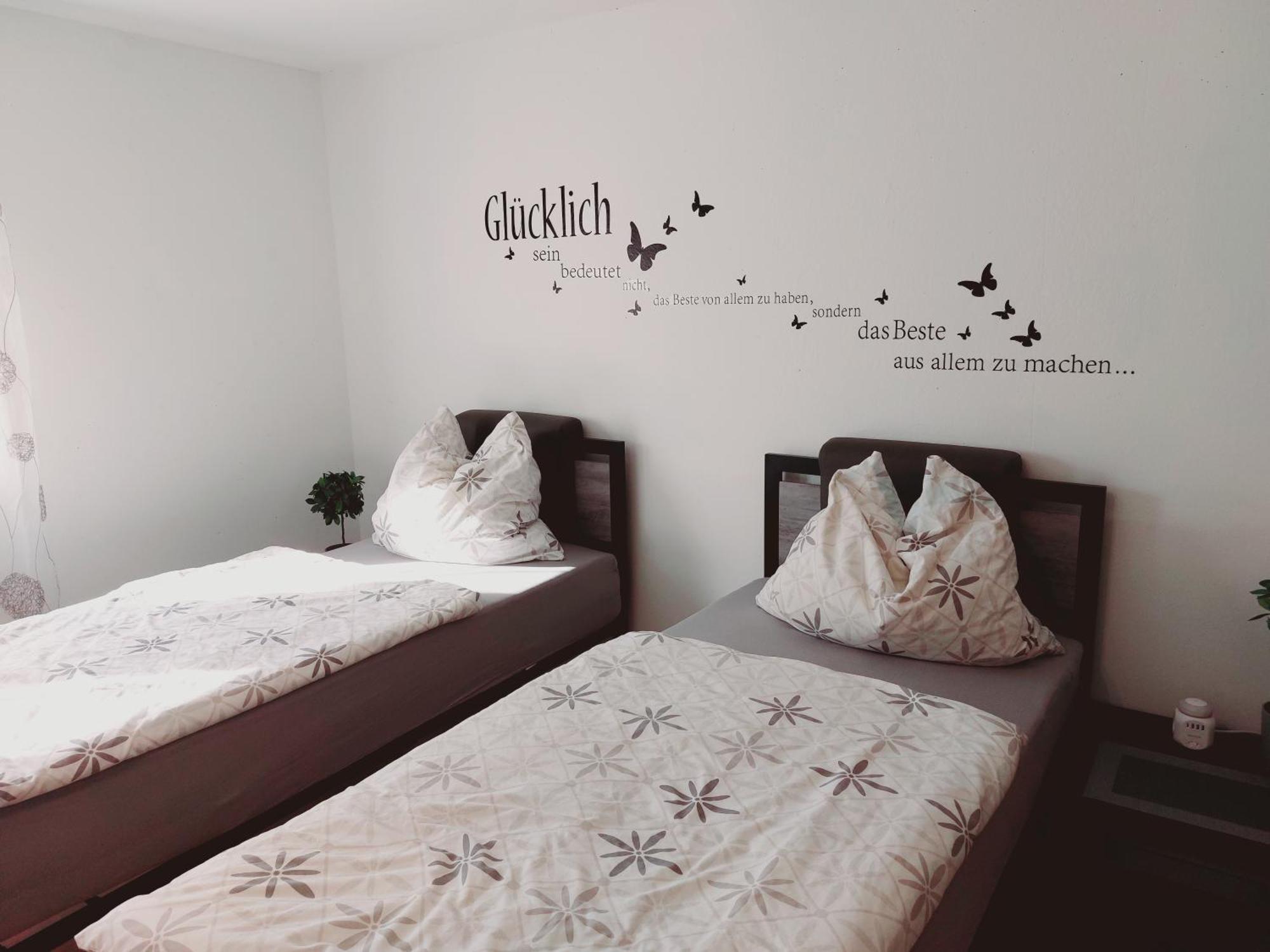 Modernes Souterrain Apartment Black Forest Mit Separatem Eingang Und Kfz-Stellplatz 巴特迪尔海姆 外观 照片